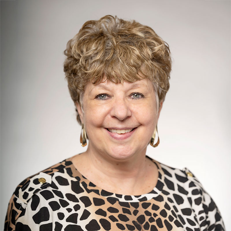 Linda Hager headshot