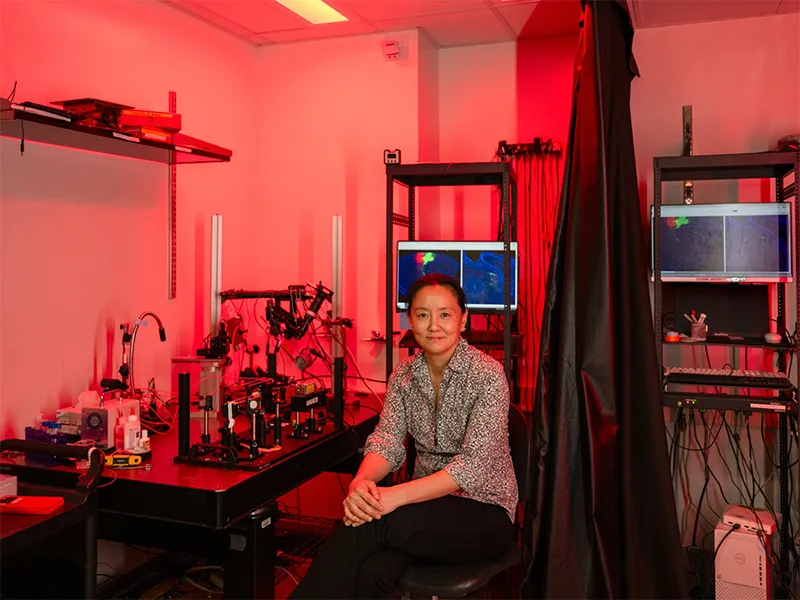 Kate Hong in her lab.